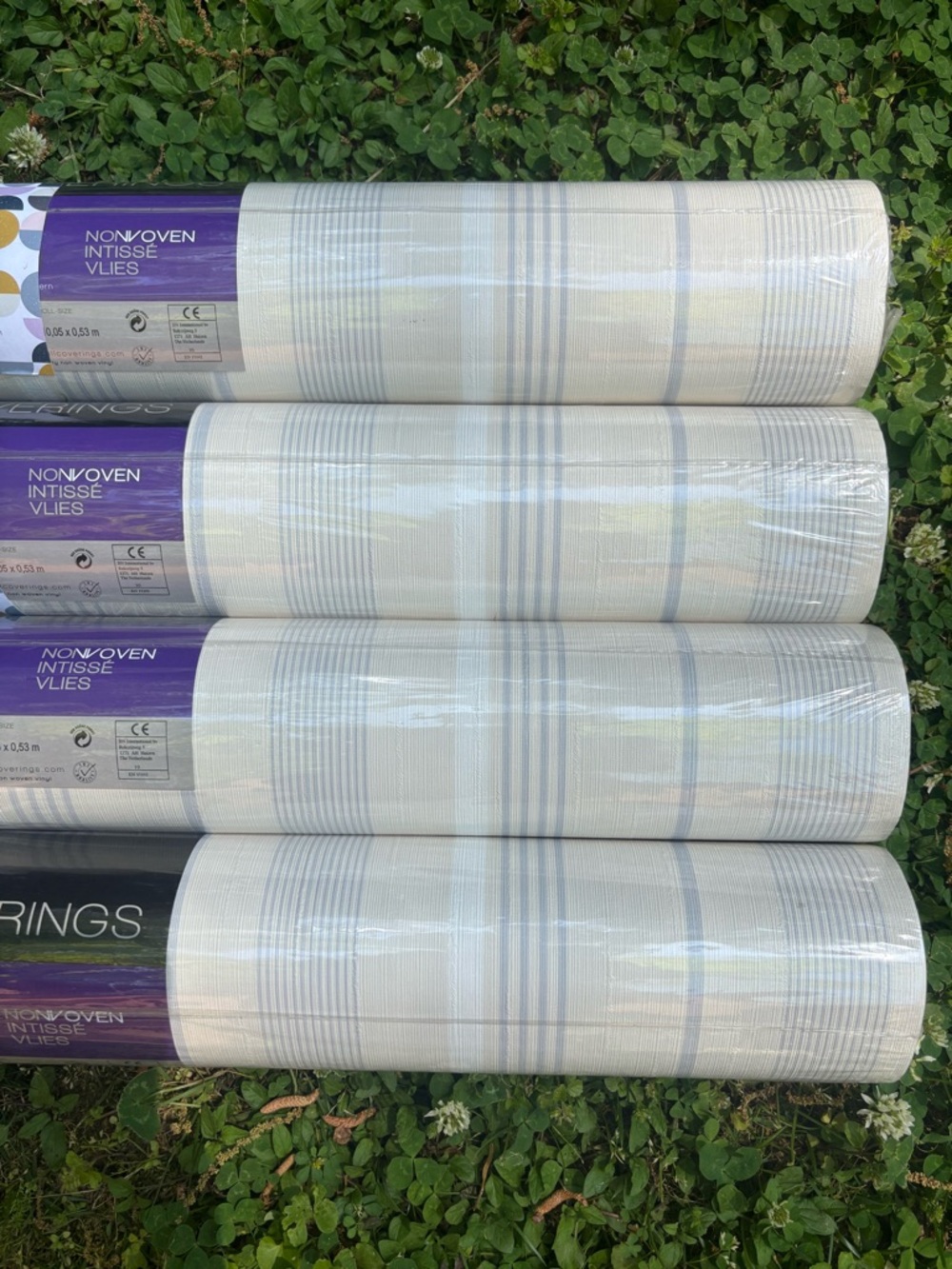 Walls Republic Path Ivory Nonvoven Striped Wallpaper # R1251 ~ 4 Rolls ~ New